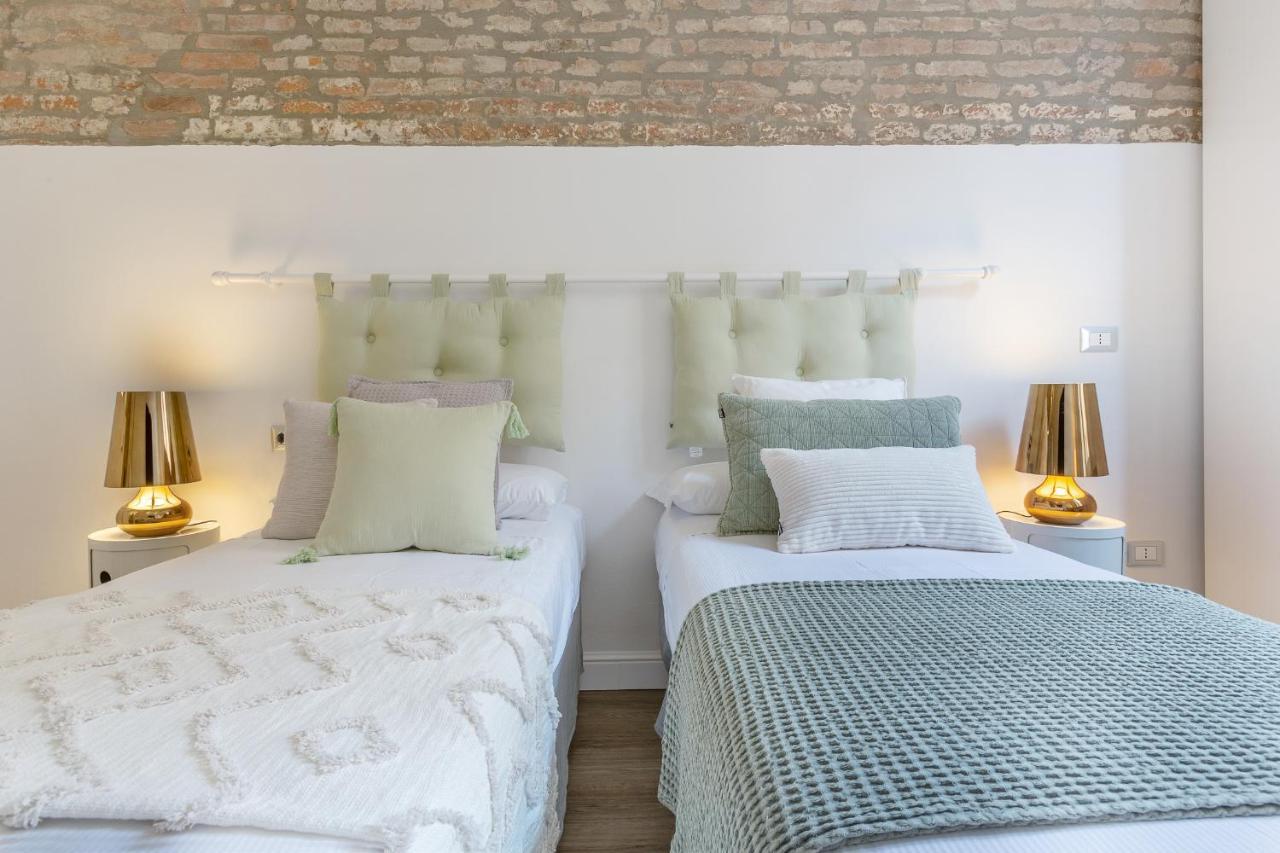 Ferrara Mayr White Apartment المظهر الخارجي الصورة